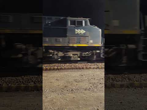 MRS Logística SA minério carregado NFL 0258 partindo do Pátio de Bom Jardim de Minas P2-06