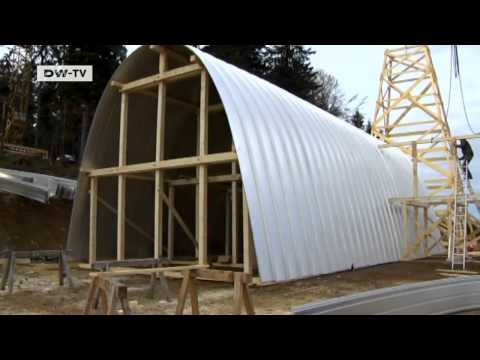 Eine Kirche aus Schnee im bayerischen Wald - euromaxx | euromaxx