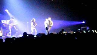 Jesse McCartney performing Club Hop  at 107.9 The End Jingle Ball 2010