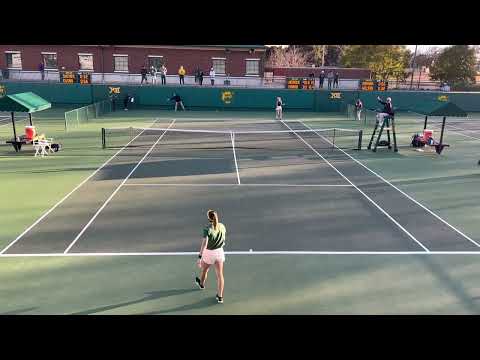 Alicia Herrero Linana gets singles win over USC