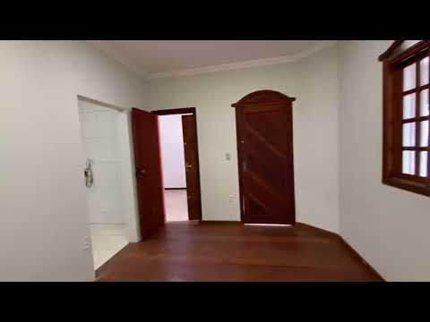 Belo Horizonte - Casa Padrão  3 QUARTOS SUÍTE  255M²- Castelo