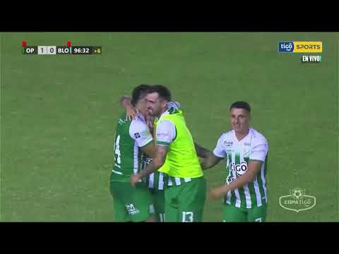 Goal for Oriente Petrolero! Correa capitalizes on a Blooming mistake to score the green and white...