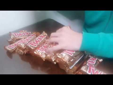 Unboxing of a 25-pack Twix box! ;-D !