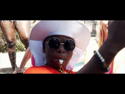 Nasty Mommi (Official Music Video) - BiZzY BalBoa