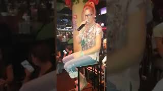 Download lagu Saskia Guyonne #saskiaguyonne tijdens presenteren favo karaoke avonden mp3