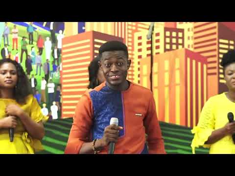 🙌🙌 Minister Kweku Teye Performs Ghanaian Local Gospel Music 🙌🙌
