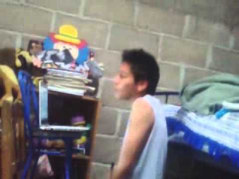 mc mario improvisando