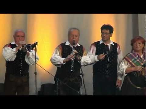 Modrijani & štirje kovači-Pod malim hrastom (v živo)