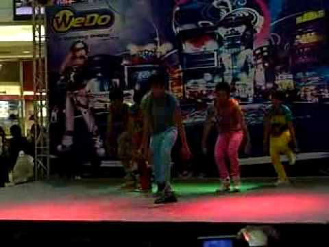 Insomnia cover Replay & Juliette we do @Chamjuree Square 090912