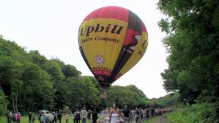 preview picture of video 'Short Balloon Ride 10th June 2011 Saltburn Valley Gardens'