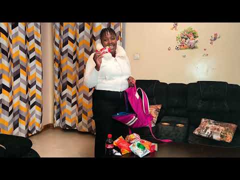 CINDY WROTE A CRAZY LIST FOR HER SCHOOL TRIP... AND I BOUGHT EVERYTHING! 😂🎒🚌