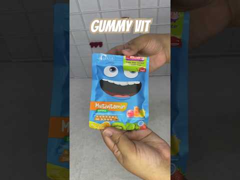 Makan multivitamin gummy seperti makan permen #shortsviral #vitamin #gummy