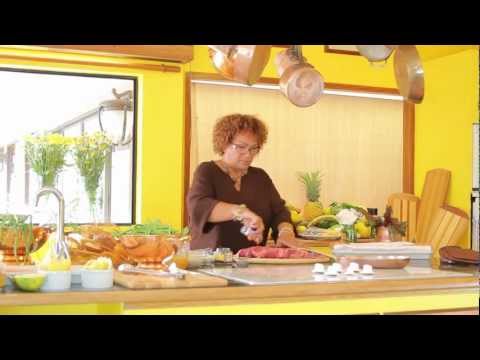 download lagu mp3 mp4 Kobe Chuck Roast, download lagu Kobe Chuck Roast gratis, unduh video klip Kobe Chuck Roast