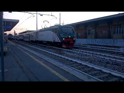 E464 241+6 piano ribassato Trenord - Milano Greco - 04/09/2020