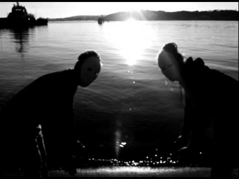 Bellaroush (feat. Promoe) - Sun Goes Down