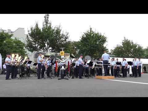 LwMusKorps Münster singt: Flieger grüß mir die Sonne!