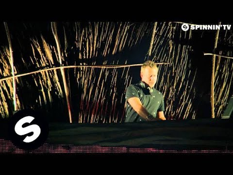 Wiwek & Gregor Salto - Trouble (Feat. MC Spyder) [Sander van Doorn Live @ EDC Las Vegas 2015]