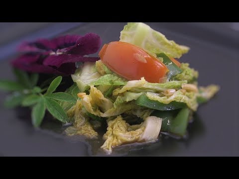 Chinese Stir Fry Cabbage & Tomato (Asian Style Vegetarian Recipe)