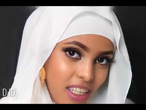 Untitled videoTaksiile iyo islaan qaawan oo gaarigiisa soo gashay maxaaa kala qabsaday?