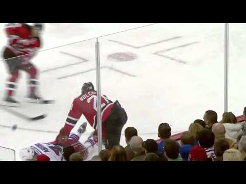 Anton Volchenkov nails Artem Anisimov HD