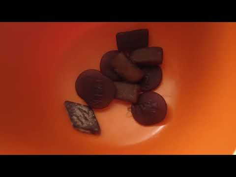 MongoTV_8723 - SPISER EN HALV POSE IRMA TWEEK SALTLAKRIDS LANGFREDAG KLOKKEN 14