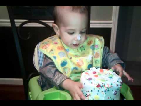 Giancarlo eating cake