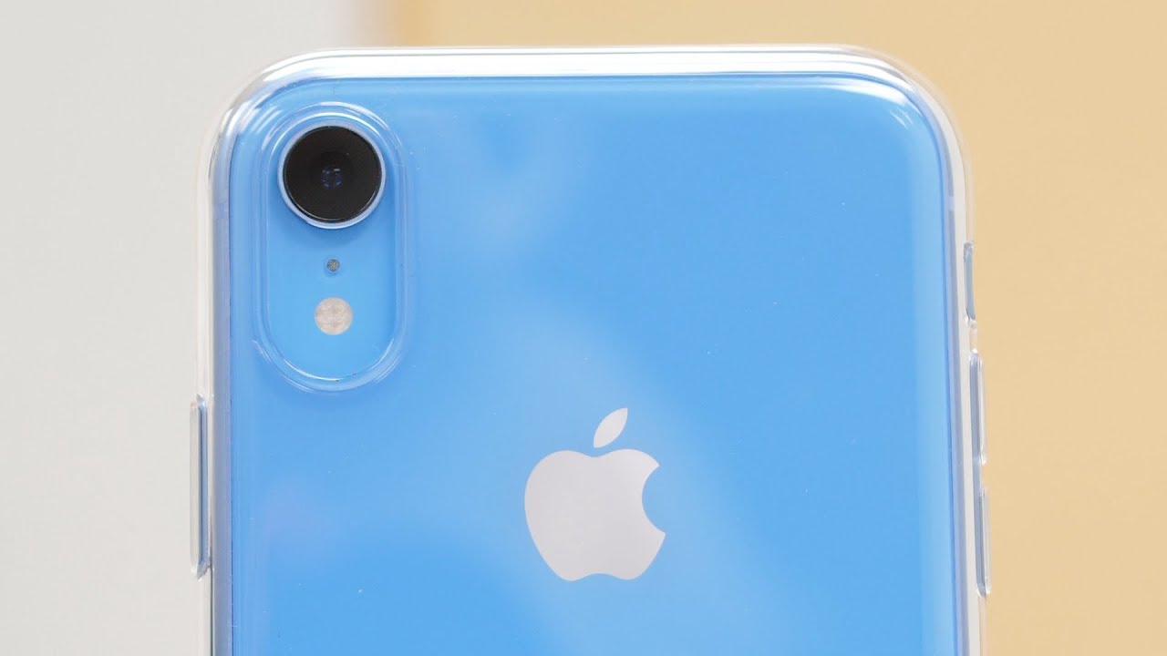 Apple's iPhone XR Clear Case Review: Don't buy it