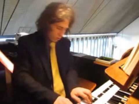 Orgel-Toccata über "König ist der Herr" (GL 275) [leider nicht mehr im neuen Gotteslob!]