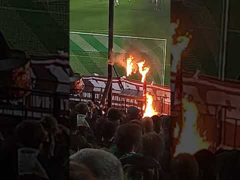 Bohemians X Slavia 16.2.2020 - Hoří červenobílé šály