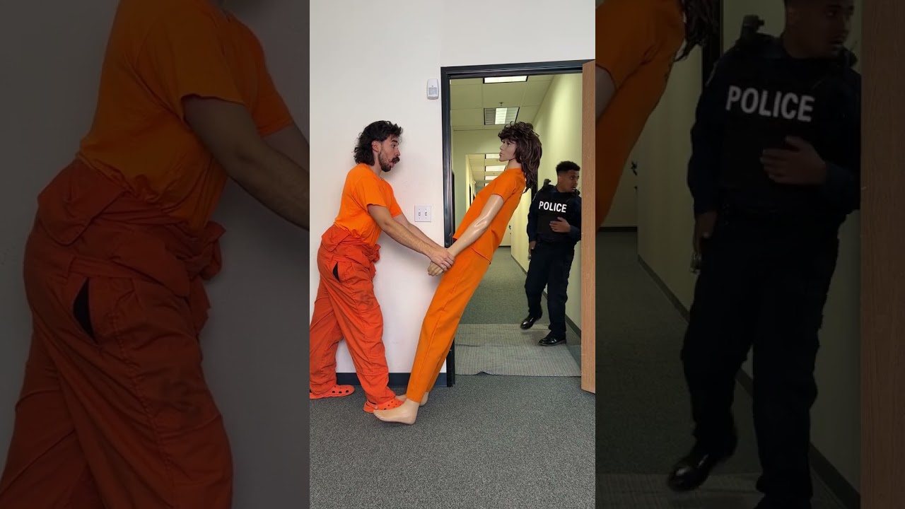 Mannequin: an unconventional tool in an escape! #shorts