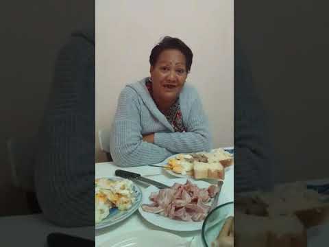 SHE'S HILARIOUS IN HER OWN WAY- SETITA MOTUAPUAKA HE 'ENE TALI E KOLE NE FAI 'E AFIMEIMOUNGA HOLA