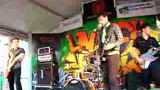 The Matches @ The Easter Show - Clumsy Heart