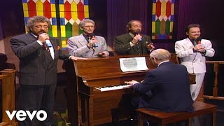 Bill & Gloria Gaither - I Shall Not Be Moved [Live] ft. The Statler Brothers