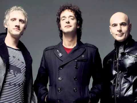 Soda Stereo - De Música Ligera Guitar pro tab