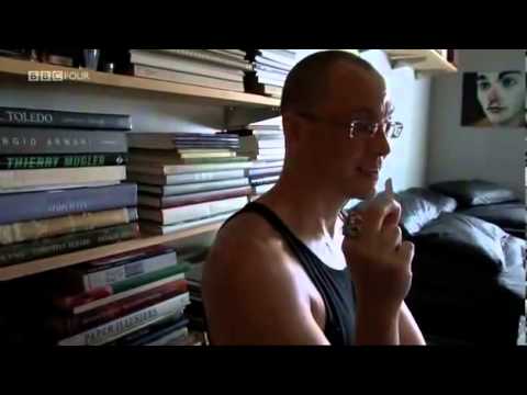 Perfume: Bottling The Memory