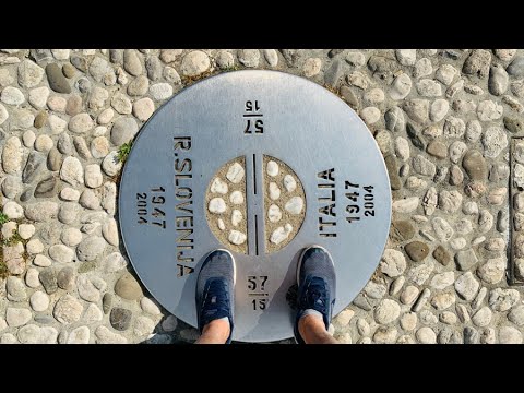 Walking into Italy from Slovenia @ Nova Gorica - Gorizia
