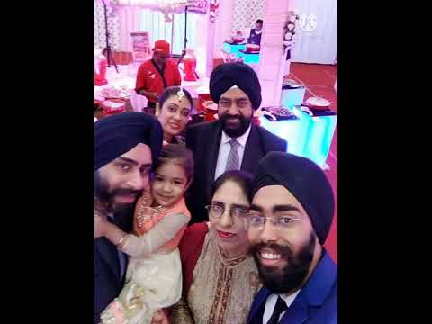 Anniversary wishes to Munna n Papa🥰🥰🥰🥰😘😘😘😘