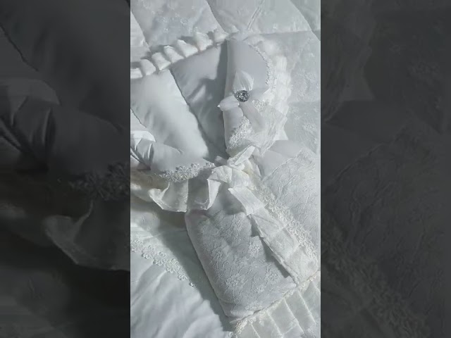 طقم مفرش نفاس مع سرير البيبي