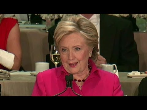 Clinton jokes about Trump and women