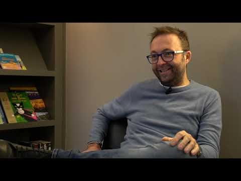 Interview with Luke Eve, director of "I met a girl"