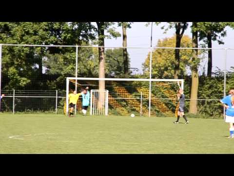 Uchta Da1 - Eendracht Arnhem Da1 - 10-10-2010 - Eendracht scoort tegendoelpunt nr.2