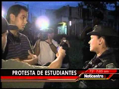 UPR Protesta Canal 4 5_30am 11-23-10