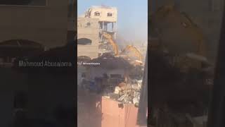 צילום חדש: דחפורים ישראלים ממשיכים להרוס בתים סביב בית החולים אל-עוודה  בשכונת תל אל-זעתר,מצמצע