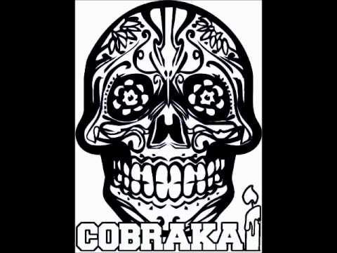 Cobra Kai - Ni Un Paso Atras