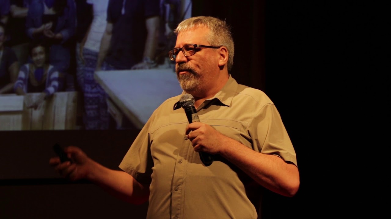 Empreendedorismo e cultura maker | Ricardo Michel | TEDxUFRJ
