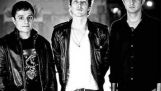 Division Minuscula  - Negligencia (El Ultimo Linaje De Hombres Lobo)