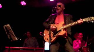 Graham Parker and the Figgs - Turn it Into Hate