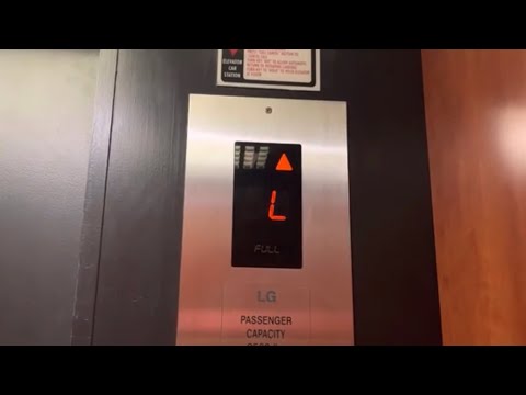 RARE LG Traction Elevators @ The Marriott Hotel St Pete/Clearwater-St Pete FL