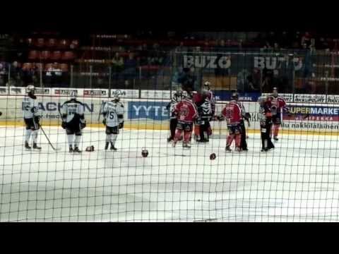 Ässät-TPS 4.10.2013. Jyri Marttinen vs Tero Koskiranta. Fight!!!