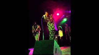 Solange - Looks Good With Trouble (Extended Version) Live in Atlanta